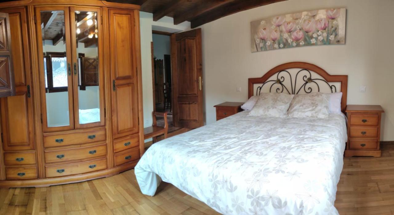 Apartamento El Nial De Потес Екстер'єр фото
