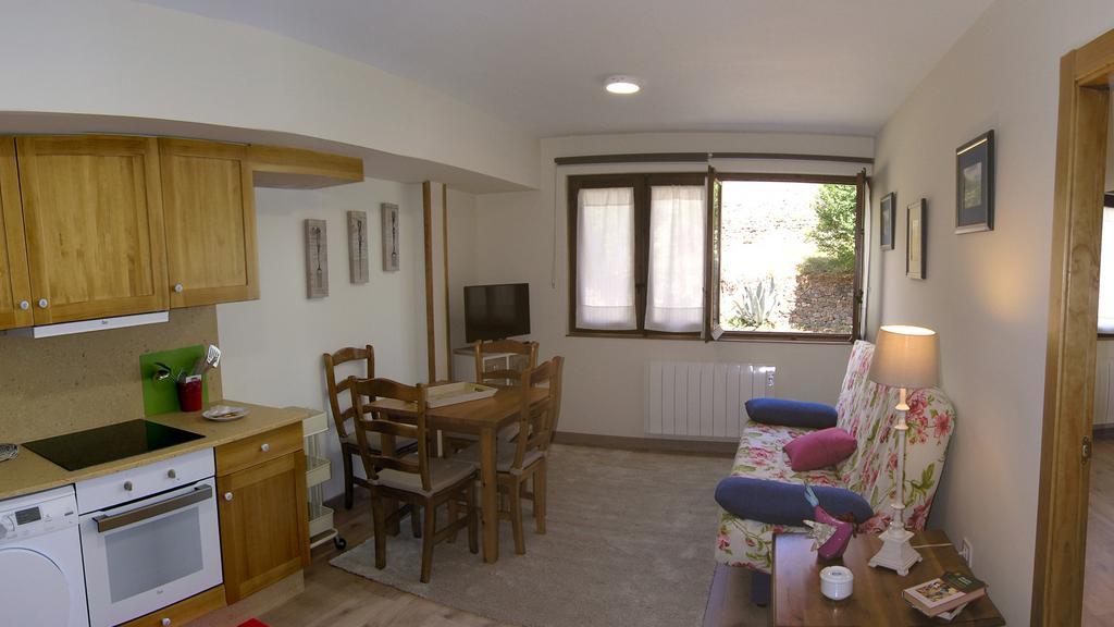 Apartamento El Nial De Потес Екстер'єр фото